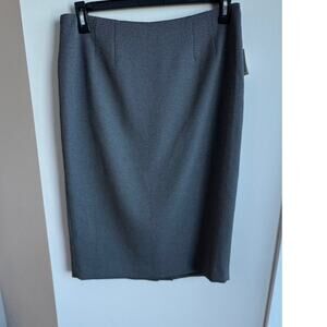 Kasper Black and White Skirt